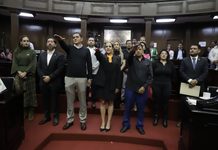 Congreso del Estado toma protesta a sindica y dos regidores del municipio de Chavinda